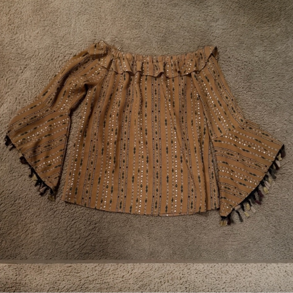JODIFL Boho Top Sz M EUC pretty